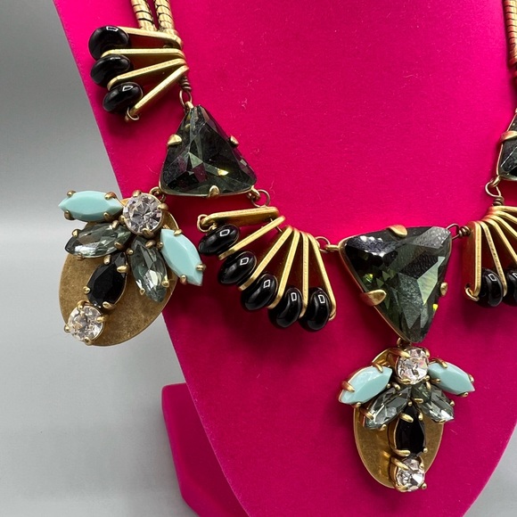 J Crew Stunning Statement Necklace - Picture 4 of 6
